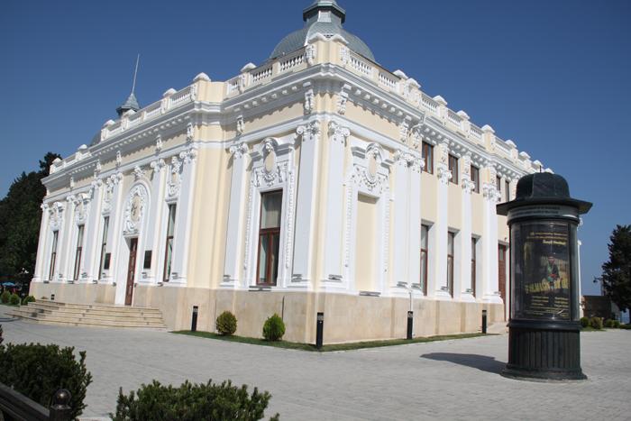 Kukla teatrı yeni mövsümə "Məşədi İbad"la başlayacaq