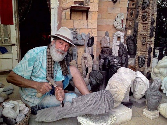 Çay daşlarında təsvir olunan həqiqətlər - Suriyada insan mənzərələri