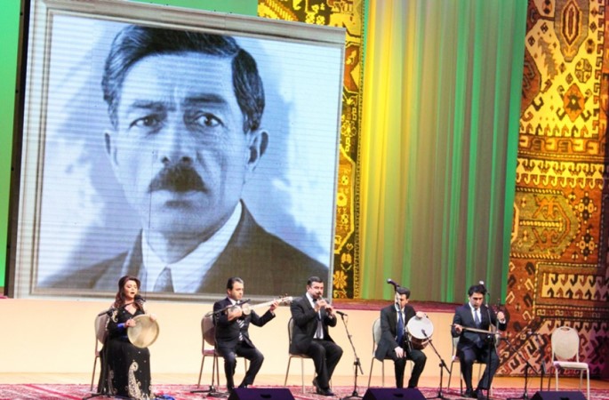 Vahidəm, qaldı sözün bir dürr kimi
